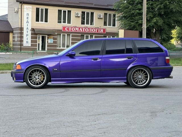 Синий БМВ 3 Серия, объемом двигателя 2 л и пробегом 300 тыс. км за 4600 $, фото 5 на Automoto.ua