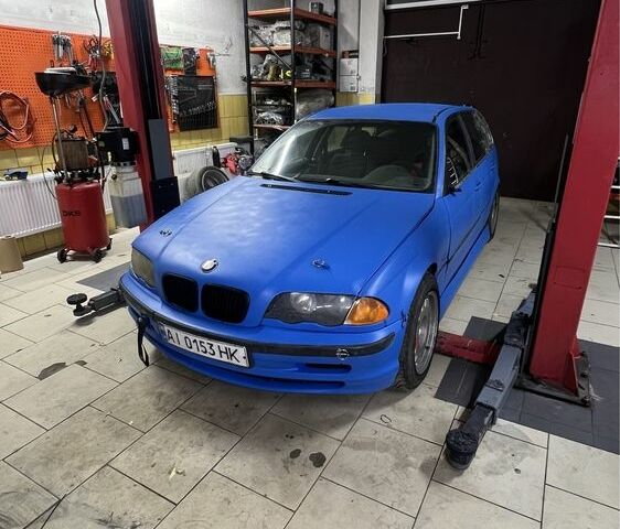 Синий БМВ 3 Серия, объемом двигателя 2.8 л и пробегом 400 тыс. км за 3899 $, фото 4 на Automoto.ua