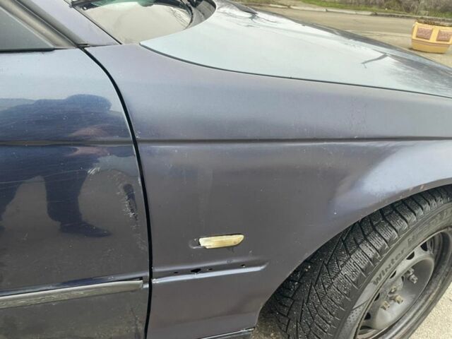 Синий БМВ 3 Серия, объемом двигателя 2 л и пробегом 280 тыс. км за 2400 $, фото 6 на Automoto.ua