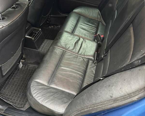 Синий БМВ 3 Серия, объемом двигателя 2.2 л и пробегом 286 тыс. км за 4450 $, фото 5 на Automoto.ua