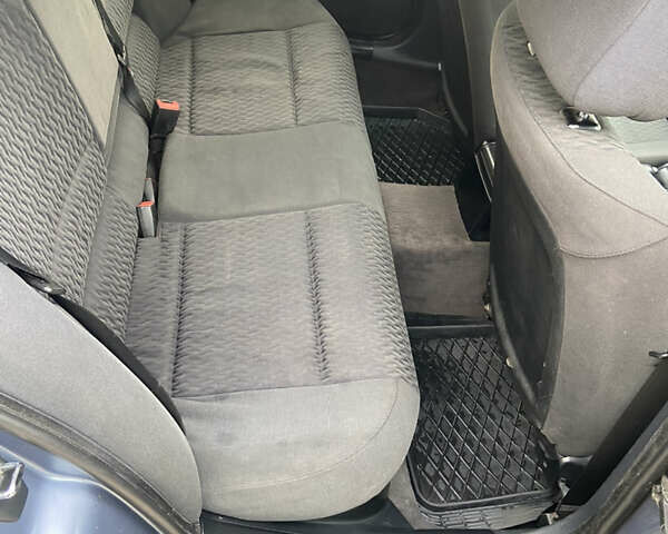 Синий БМВ 3 Серия, объемом двигателя 2 л и пробегом 390 тыс. км за 2999 $, фото 11 на Automoto.ua