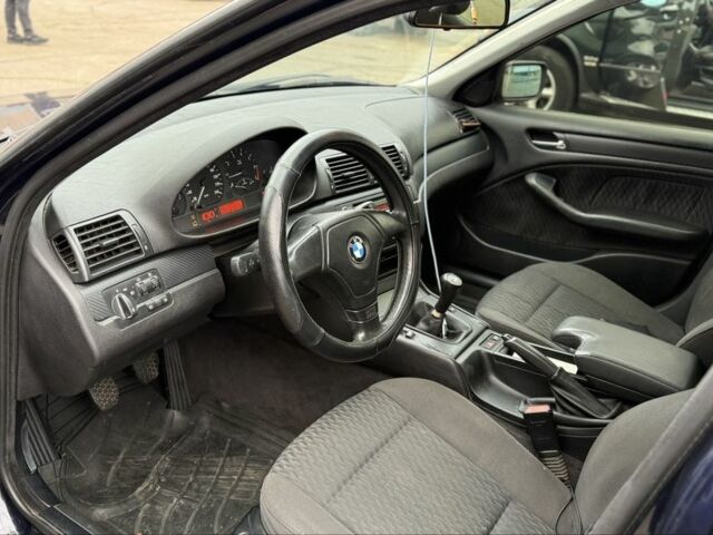 Синий БМВ 3 Серия, объемом двигателя 0 л и пробегом 275 тыс. км за 1800 $, фото 1 на Automoto.ua