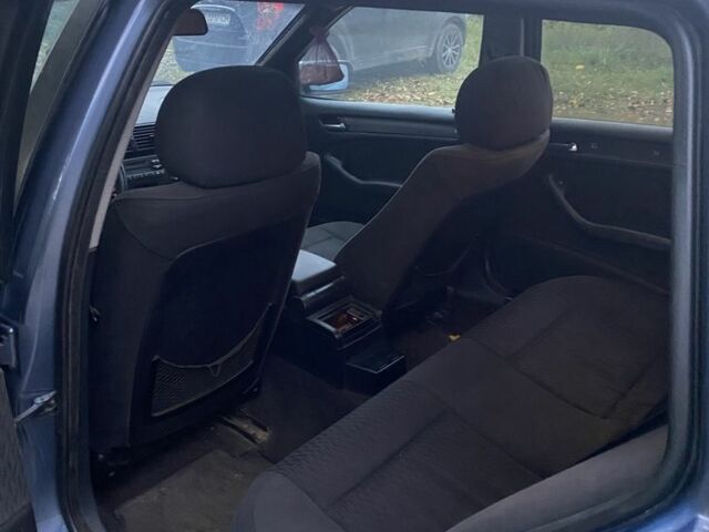 Синій БМВ 3 Серія, об'ємом двигуна 2 л та пробігом 530 тис. км за 3500 $, фото 6 на Automoto.ua