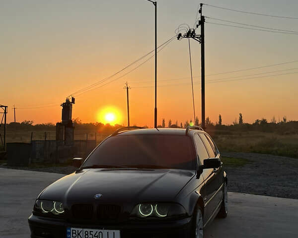 Синій БМВ 3 Серія, об'ємом двигуна 2.17 л та пробігом 386 тис. км за 4500 $, фото 1 на Automoto.ua
