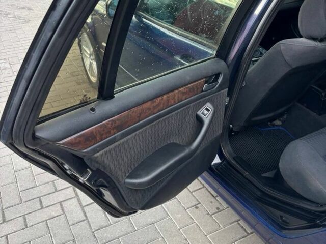 Синій БМВ 3 Серія, об'ємом двигуна 2 л та пробігом 414 тис. км за 3850 $, фото 14 на Automoto.ua