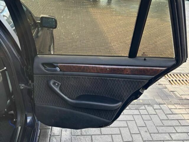 Синій БМВ 3 Серія, об'ємом двигуна 2 л та пробігом 414 тис. км за 3850 $, фото 12 на Automoto.ua