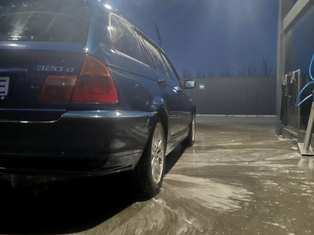 Синий БМВ 3 Серия, объемом двигателя 2 л и пробегом 403 тыс. км за 5500 $, фото 3 на Automoto.ua