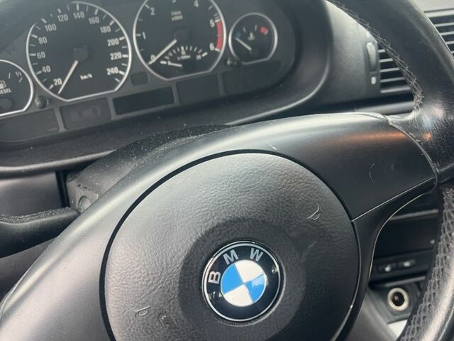 Синий БМВ 3 Серия, объемом двигателя 2 л и пробегом 333 тыс. км за 1799 $, фото 9 на Automoto.ua