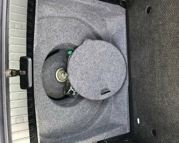 Синій БМВ 3 Серія, об'ємом двигуна 1.8 л та пробігом 273 тис. км за 4200 $, фото 6 на Automoto.ua