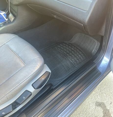 Синий БМВ 3 Серия, объемом двигателя 2 л и пробегом 140 тыс. км за 3500 $, фото 6 на Automoto.ua