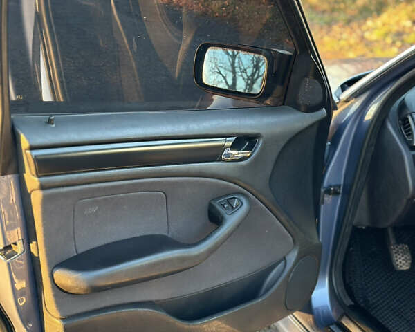 Синий БМВ 3 Серия, объемом двигателя 2 л и пробегом 415 тыс. км за 5950 $, фото 15 на Automoto.ua