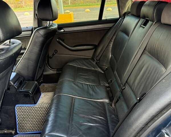 Синій БМВ 3 Серія, об'ємом двигуна 2 л та пробігом 340 тис. км за 4200 $, фото 7 на Automoto.ua