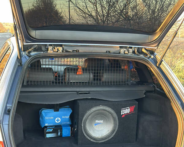 Синий БМВ 3 Серия, объемом двигателя 2 л и пробегом 415 тыс. км за 5950 $, фото 14 на Automoto.ua