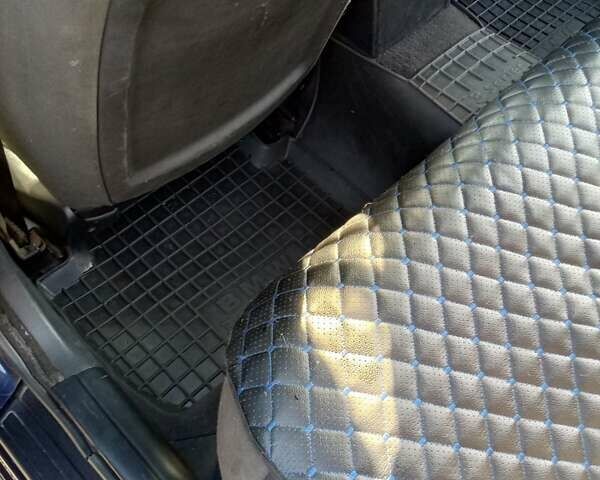 Синій БМВ 3 Серія, об'ємом двигуна 2 л та пробігом 294 тис. км за 4850 $, фото 15 на Automoto.ua