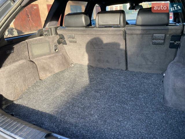 Синий БМВ 3 Серия, объемом двигателя 2 л и пробегом 350 тыс. км за 7200 $, фото 12 на Automoto.ua