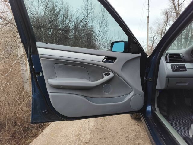 Синій БМВ 3 Серія, об'ємом двигуна 2 л та пробігом 270 тис. км за 4300 $, фото 18 на Automoto.ua