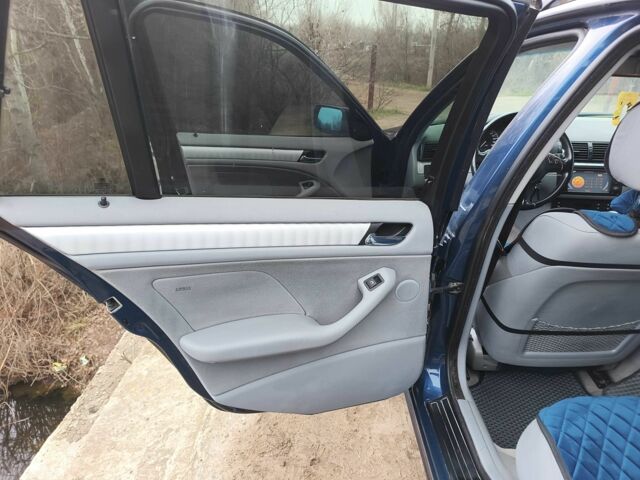 Синій БМВ 3 Серія, об'ємом двигуна 2 л та пробігом 270 тис. км за 4300 $, фото 17 на Automoto.ua