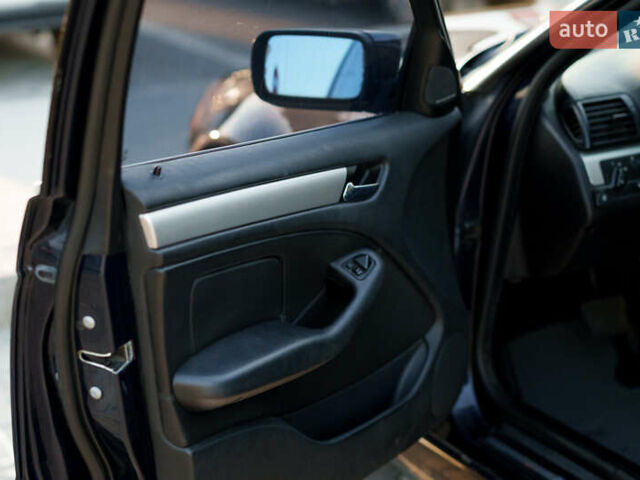 Синий БМВ 3 Серия, объемом двигателя 2.98 л и пробегом 352 тыс. км за 6400 $, фото 33 на Automoto.ua