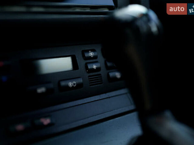 Синий БМВ 3 Серия, объемом двигателя 2.98 л и пробегом 352 тыс. км за 6400 $, фото 42 на Automoto.ua