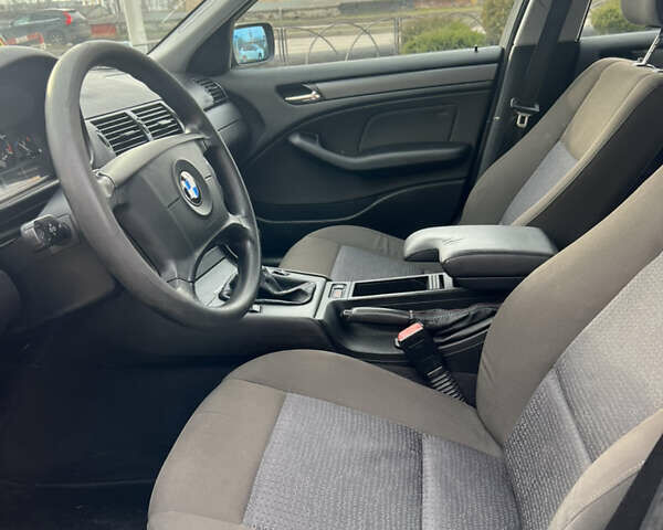 Синий БМВ 3 Серия, объемом двигателя 1.8 л и пробегом 220 тыс. км за 4900 $, фото 12 на Automoto.ua