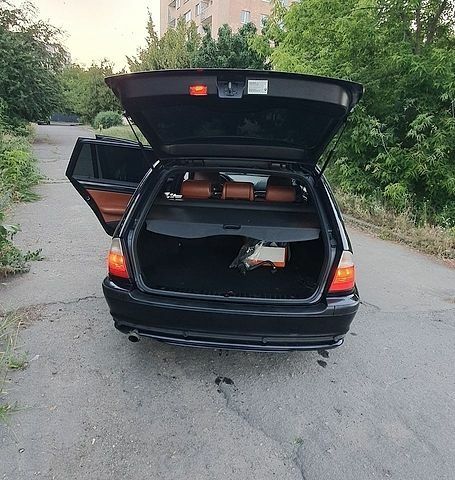 Синій БМВ 3 Серія, об'ємом двигуна 2 л та пробігом 286 тис. км за 4999 $, фото 9 на Automoto.ua