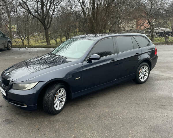 Синий БМВ 3 Серия, объемом двигателя 2 л и пробегом 295 тыс. км за 6300 $, фото 2 на Automoto.ua