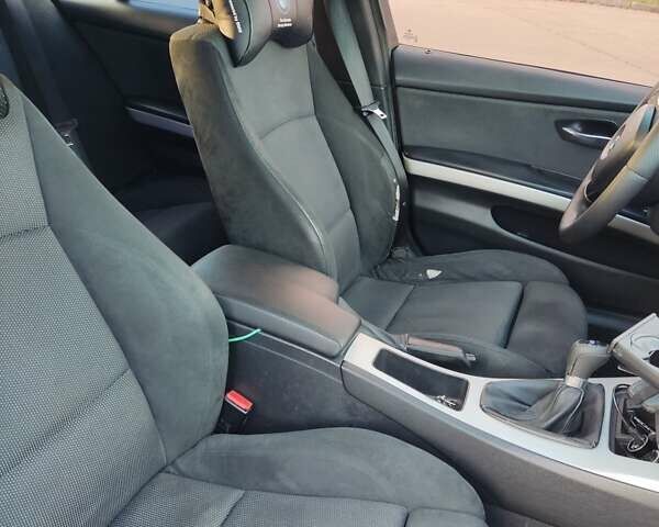 Синий БМВ 3 Серия, объемом двигателя 2.5 л и пробегом 280 тыс. км за 7500 $, фото 6 на Automoto.ua