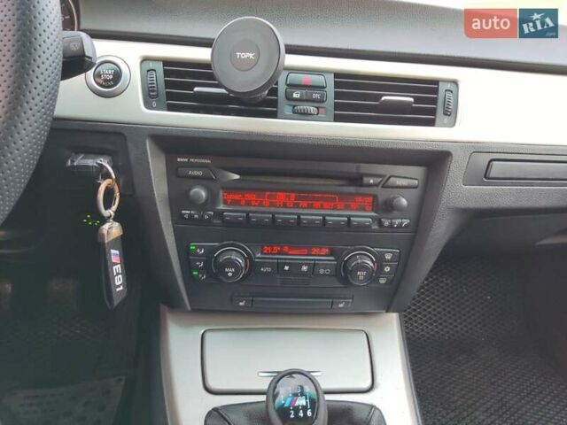 Синий БМВ 3 Серия, объемом двигателя 2.5 л и пробегом 280 тыс. км за 7500 $, фото 10 на Automoto.ua