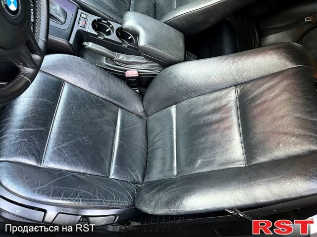 Синій БМВ 3 Серія, об'ємом двигуна 1.8 л та пробігом 230 тис. км за 5500 $, фото 6 на Automoto.ua