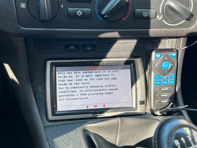 Синий БМВ 3 Серия, объемом двигателя 0 л и пробегом 286 тыс. км за 4750 $, фото 6 на Automoto.ua