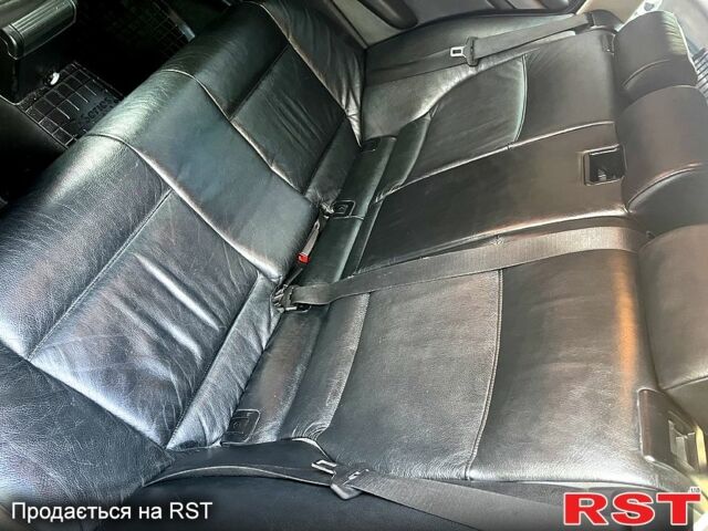 Синій БМВ 3 Серія, об'ємом двигуна 1.8 л та пробігом 230 тис. км за 5500 $, фото 7 на Automoto.ua