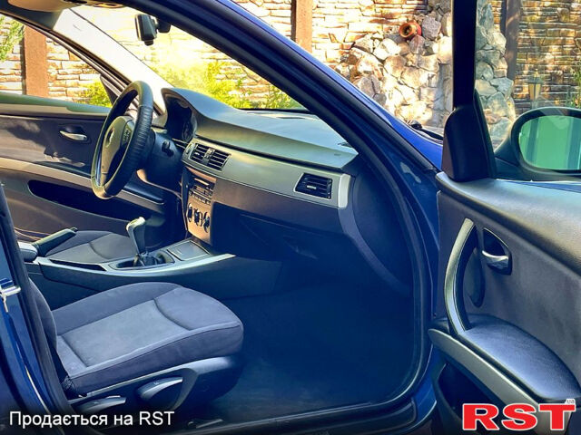 Синій БМВ 3 Серія, об'ємом двигуна 2 л та пробігом 366 тис. км за 5690 $, фото 6 на Automoto.ua