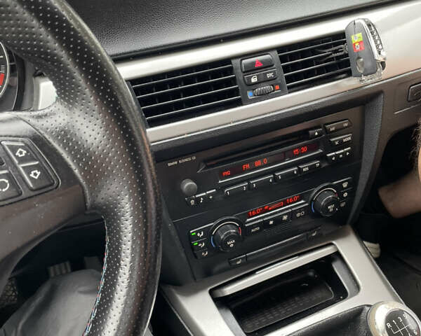 Синий БМВ 3 Серия, объемом двигателя 2 л и пробегом 305 тыс. км за 5300 $, фото 8 на Automoto.ua