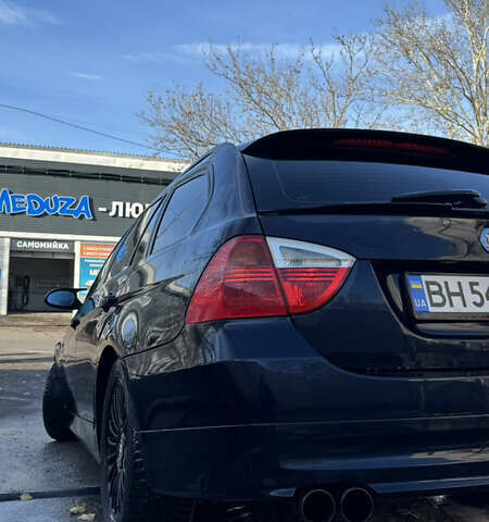 Синій БМВ 3 Серія, об'ємом двигуна 2 л та пробігом 340 тис. км за 6800 $, фото 3 на Automoto.ua