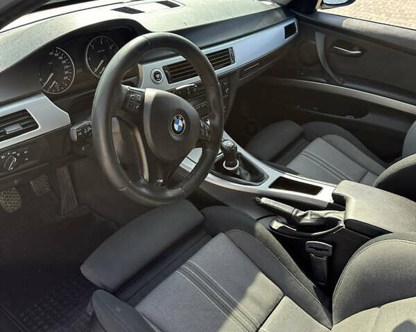 Синий БМВ 3 Серия, объемом двигателя 2 л и пробегом 298 тыс. км за 8150 $, фото 6 на Automoto.ua