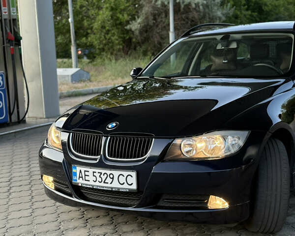 Синий БМВ 3 Серия, объемом двигателя 2 л и пробегом 185 тыс. км за 6499 $, фото 4 на Automoto.ua