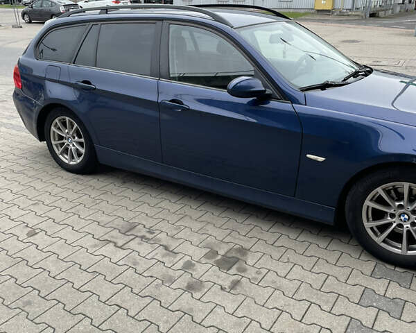 Синий БМВ 3 Серия, объемом двигателя 2 л и пробегом 305 тыс. км за 5300 $, фото 1 на Automoto.ua