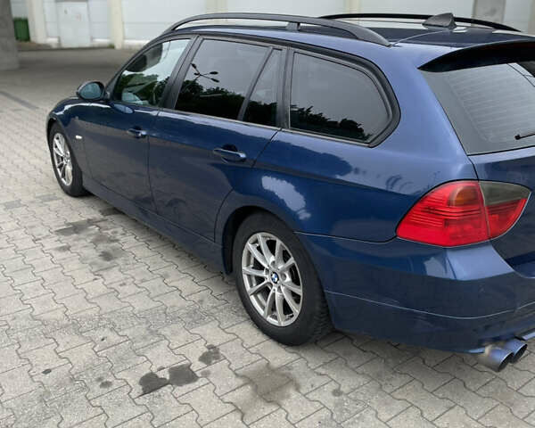 Синий БМВ 3 Серия, объемом двигателя 2 л и пробегом 305 тыс. км за 5300 $, фото 4 на Automoto.ua