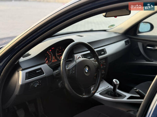 Синій БМВ 3 Серія, об'ємом двигуна 2 л та пробігом 370 тис. км за 6800 $, фото 9 на Automoto.ua
