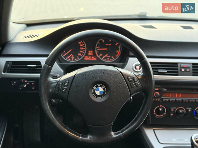 Синій БМВ 3 Серія, об'ємом двигуна 2 л та пробігом 370 тис. км за 6800 $, фото 10 на Automoto.ua