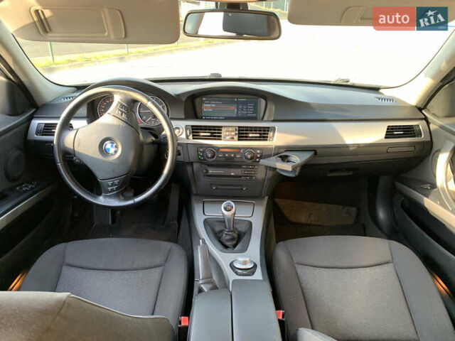 Синий БМВ 3 Серия, объемом двигателя 2 л и пробегом 410 тыс. км за 6500 $, фото 4 на Automoto.ua