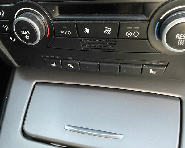 Синий БМВ 3 Серия, объемом двигателя 3 л и пробегом 340 тыс. км за 9200 $, фото 23 на Automoto.ua