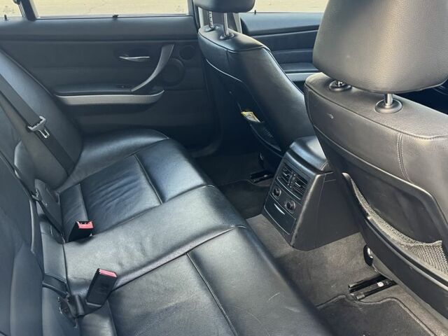 БМВ 3 Серия 2006 в Одессе на Automoto.ua Синий БМВ 3 Серия, объемом двигателя 2.5 л и пробегом 260 тыс. км за 7450 $, фото 5 на Automoto.ua