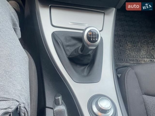 Синий БМВ 3 Серия, объемом двигателя 2 л и пробегом 328 тыс. км за 9500 $, фото 9 на Automoto.ua