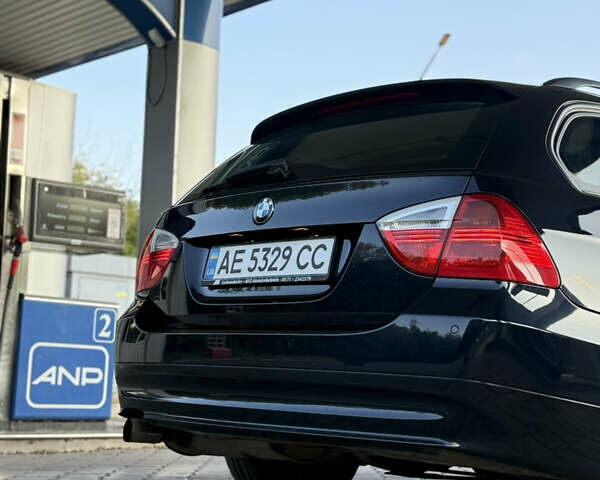 Синий БМВ 3 Серия, объемом двигателя 2 л и пробегом 185 тыс. км за 6499 $, фото 3 на Automoto.ua