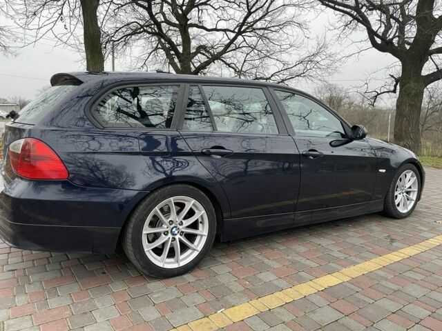 Синій БМВ 3 Серія, об'ємом двигуна 2 л та пробігом 320 тис. км за 7500 $, фото 2 на Automoto.ua