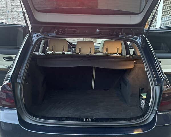 Синій БМВ 3 Серія, об'ємом двигуна 2 л та пробігом 250 тис. км за 8400 $, фото 15 на Automoto.ua