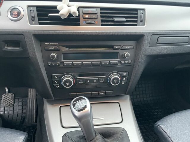 Синій БМВ 3 Серія, об'ємом двигуна 2 л та пробігом 320 тис. км за 7500 $, фото 7 на Automoto.ua