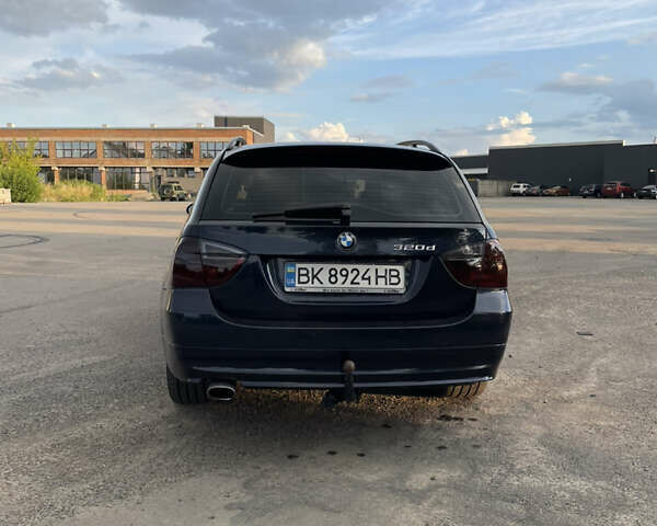 Синій БМВ 3 Серія, об'ємом двигуна 2 л та пробігом 250 тис. км за 8400 $, фото 10 на Automoto.ua