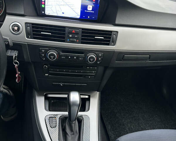 Синий БМВ 3 Серия, объемом двигателя 3 л и пробегом 228 тыс. км за 7500 $, фото 7 на Automoto.ua